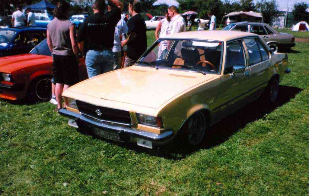 FB06_081.jpg